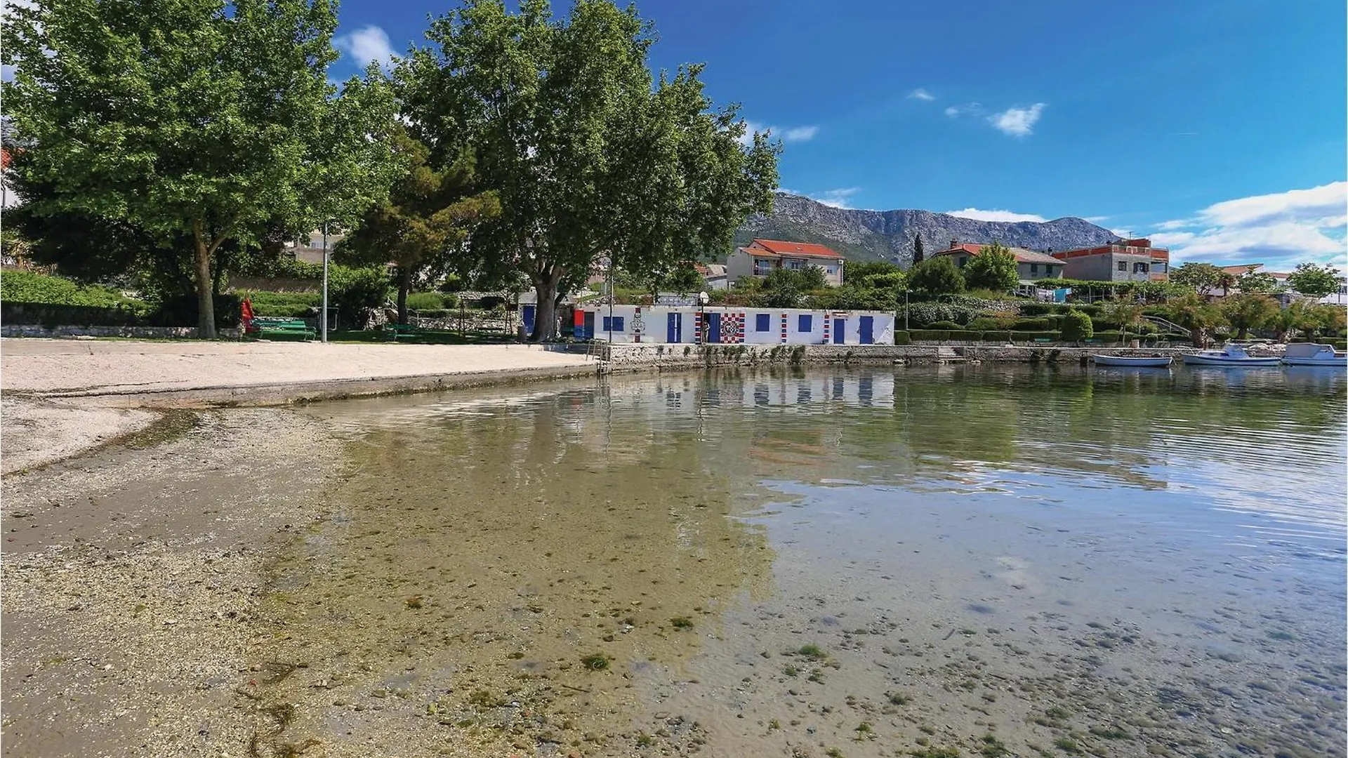 Nice Apartment In Kastel Sucurac With Kitchen Kastela Croatia